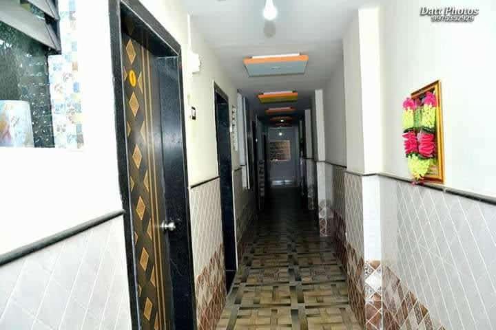 Sahil Lodge Akkalkot Akalkot Buitenkant foto