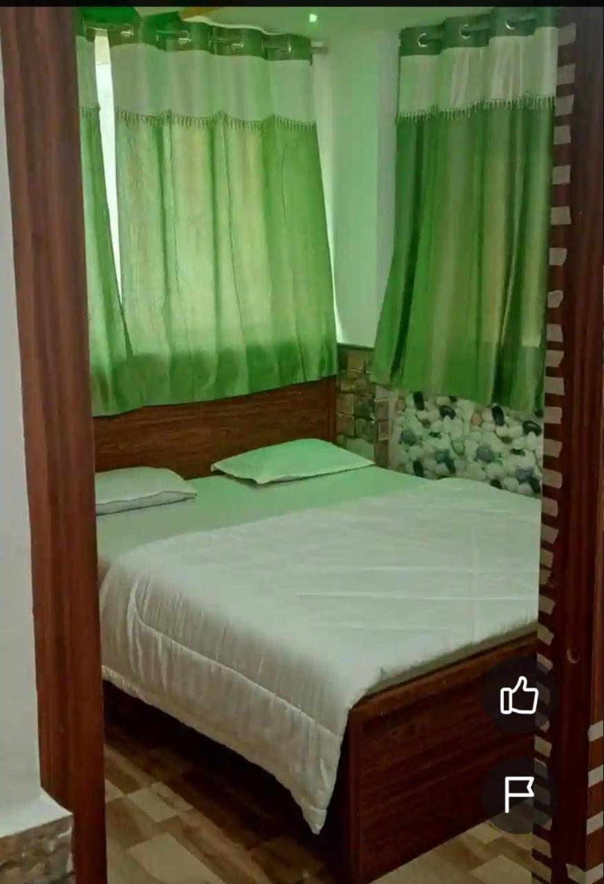 Sahil Lodge Akkalkot Akalkot Buitenkant foto